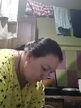 Snapshot of Rini333 chatting on 09.14.25 Rini333 online show from 09.14.25