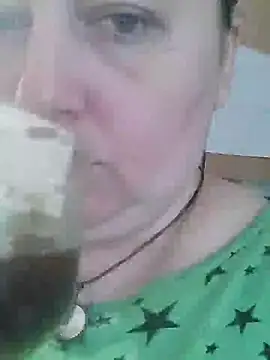 Snapshot of Rini333 chatting on 10.14.25 Rini333 online show from 10.14.25