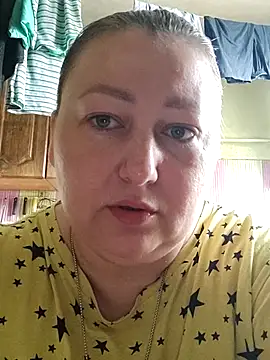 Snapshot of Rini333 chatting on 10.18.25 Rini333 online show from 10.18.25