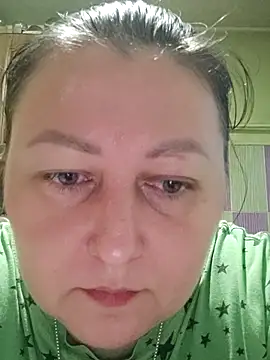 Snapshot of Rini333 chatting on 10.24.25 Rini333 online show from 10.24.25