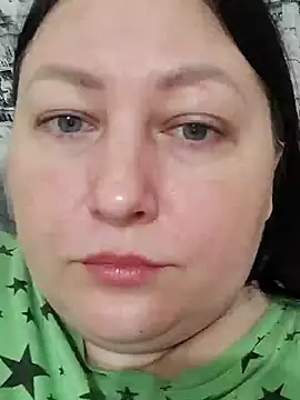 Snapshot of Rini333 chatting on 10.27.25 Rini333 online show from 10.27.25