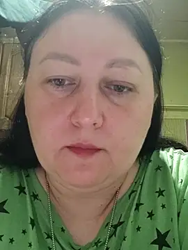 Snapshot of Rini333 chatting on 10.28.25 Rini333 online show from 10.28.25