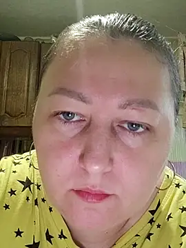 Snapshot of Rini333 chatting on 11.19.25 Rini333 online show from 11.19.25