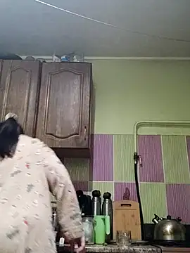 Snapshot of Rini333 chatting on 11.24.25 Rini333 online show from 11.24.25