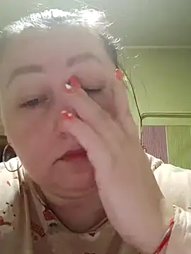 Snapshot of Rini333 chatting on 12.14.25 Rini333 online show from 12.14.25