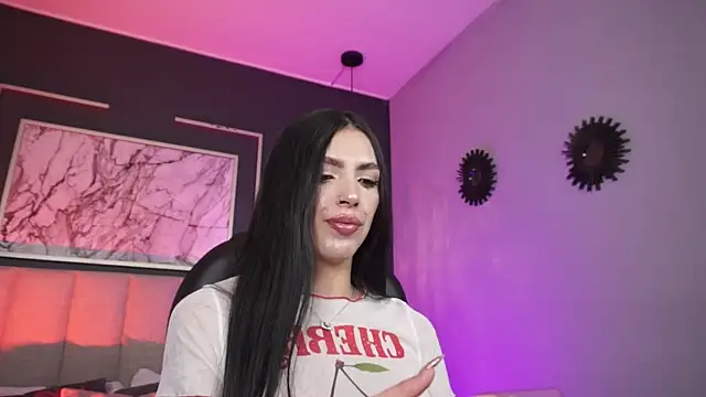 Samantha Brooke online show from 11.25.25