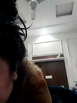 Srishtijain51 online show from 12.28.24