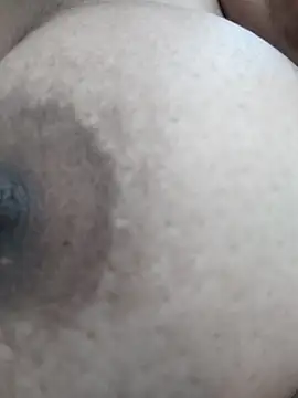 Srishtijain51 online show from 02.14.25