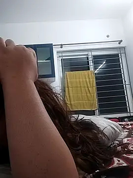 Srishtijain51 online show from 02.16.25