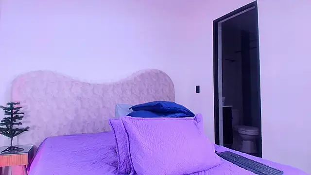 shelsyloreds online show from 12.04.25