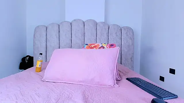 shelsyloreds online show from 02.03.26