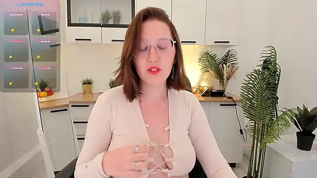 Charmy Gracy online show from 04.29.26