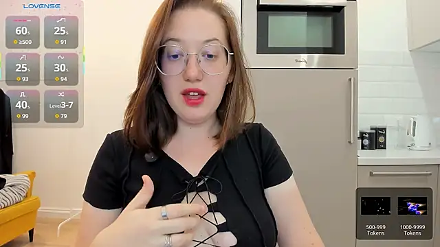 Snapshot of Charmy_Gracy chatting on 07.20.26 Charmy Gracy online show from 07.20.26