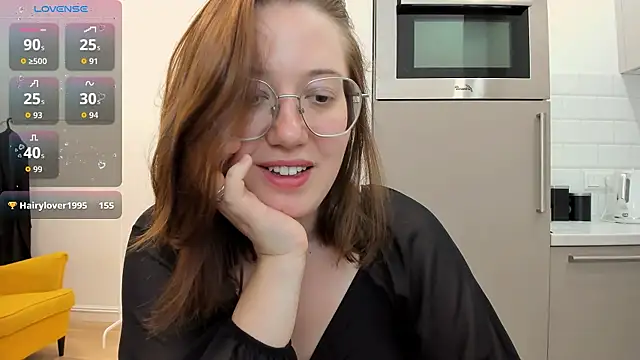 Snapshot of Charmy_Gracy chatting on 07.28.26 Charmy Gracy online show from 07.28.26