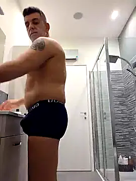 Snapshot of kekko-1982 chatting on 02.24.25 kekko-1982 online show from 02.24.25