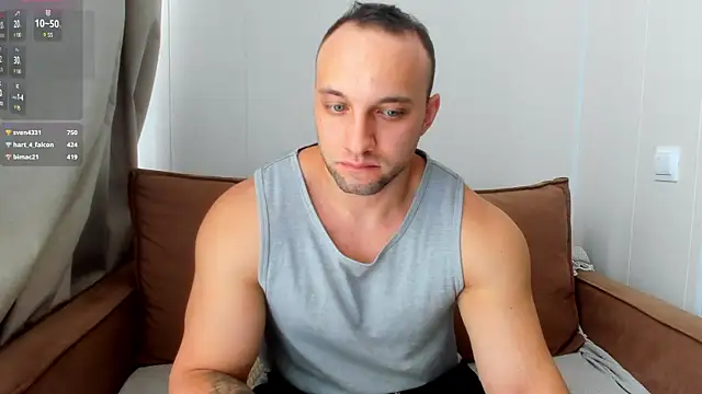 Snapshot of michaelbradleu chatting on 02.10.25 michaelbradleu online show from 02.10.25