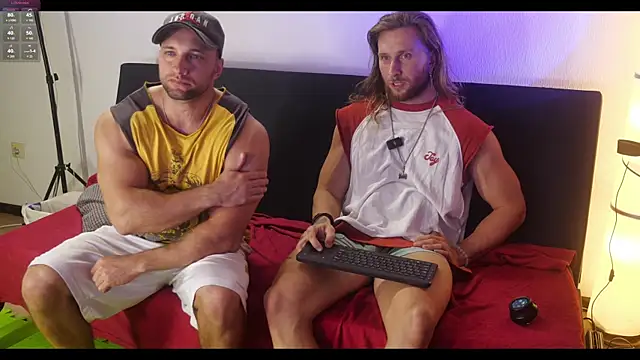 Snapshot of michaelbradleu chatting on 09.27.25 michaelbradleu online show from 09.27.25