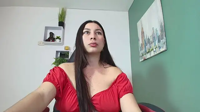 Snapshot of bella_99_ chatting on 12.27.24 bella 99 online show from 12.27.24