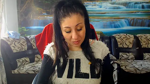 MoistMady online show from 03.04.26