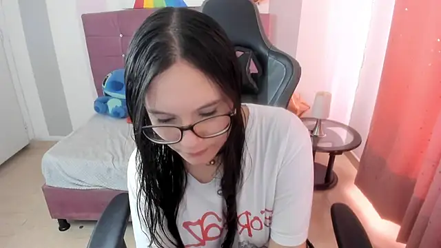 Snapshot of Wanda_sg chatting on 07.18.26 Wanda sg online show from 07.18.26