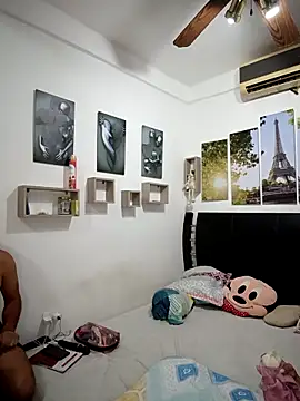 Snapshot of ashley69_brown chatting on 02.20.26 ashley69 brown online show from 02.20.26