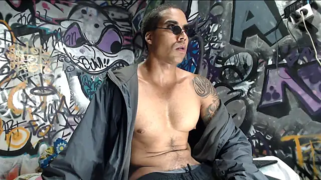 Snapshot of Justin_Frank chatting on 03.02.25 Justin Frank online show from 03.02.25