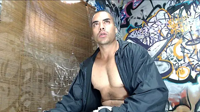 Snapshot of Justin_Frank chatting on 03.21.25 Justin Frank online show from 03.21.25