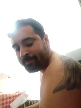 Snapshot of Antonio123499 chatting on 11.18.25 Antonio123499 online show from 11.18.25