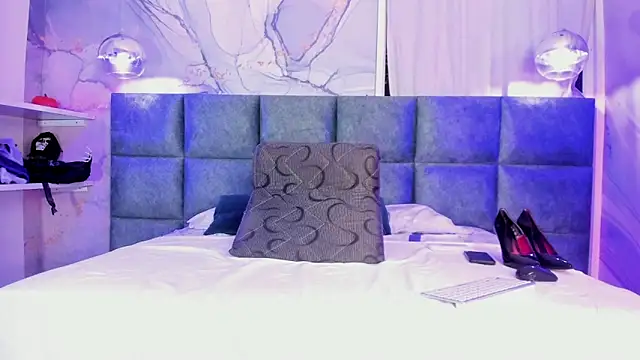 Scarleett 22 online show from 11.05.25