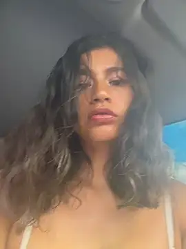 Snapshot of sexi_noemi chatting on 07.26.26 sexi noemi online show from 07.26.26