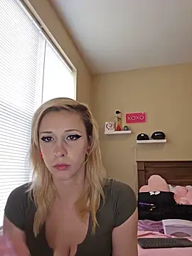 Snapshot of AmethystFoxx chatting on 05.25.26 AmethystFoxx online show from 05.25.26