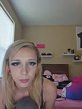 Snapshot of AmethystFoxx chatting on 05.28.26 AmethystFoxx online show from 05.28.26