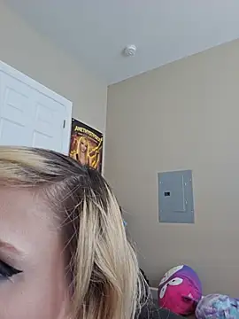 Snapshot of AmethystFoxx chatting on 06.22.26 AmethystFoxx online show from 06.22.26