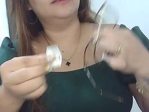 Snapshot of wild_amber25 chatting on 01.13.26 wild amber25 online show from 01.13.26