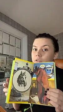 Snapshot of NinaVI chatting on 02.01.26 NinaVI online show from 02.01.26