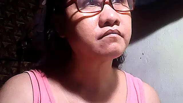 sweetsosie18 online show from 04.23.26