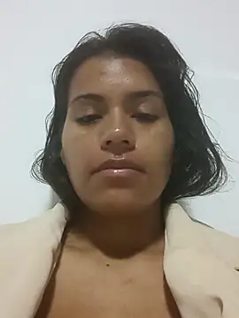 Snapshot of roxanamariahills_ chatting on 04.27.26 roxanamariahills online show from 04.27.26