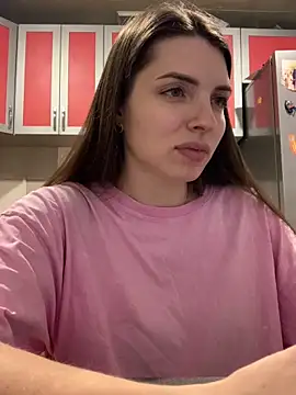 Snapshot of SeducingYoghourt chatting on 02.15.26 SeducingYoghourt online show from 02.15.26