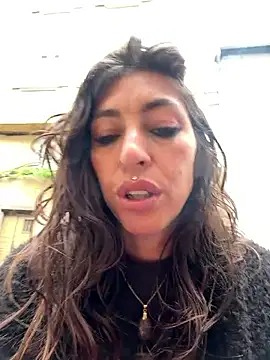 amanilouve online show from 06.10.26
