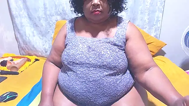 MatureBootyBabe4Uxx online show from 06.11.26