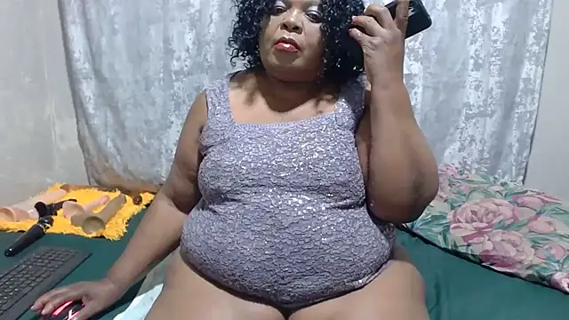 MatureBootyBabe4Uxx online show from 06.14.26