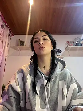 MadisonCambel online show from 12.10.24