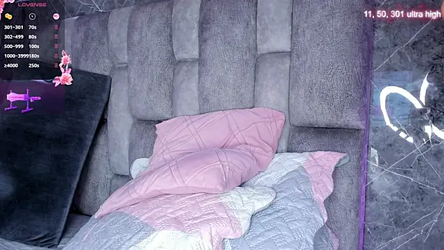 emily fox1 online show from 11.22.25