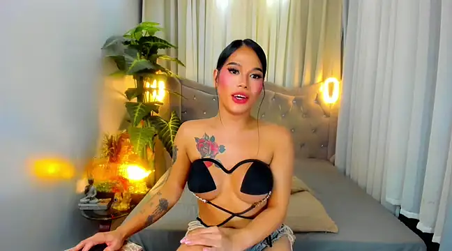 Snapshot of MistressSatisfactionOnTop chatting on 03.16.25 MistressSatisfactionOnTop online show from 03.16.25