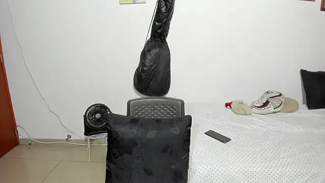 D-yanamilf online show from 09.14.25