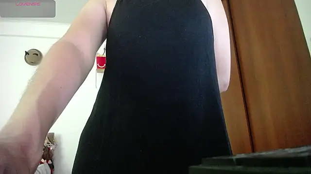 Snapshot of Moon_lunita chatting on 02.10.26 Moon lunita online show from 02.10.26