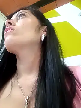 Snapshot of Tania_mature chatting on 01.07.25 Tania mature online show from 01.07.25