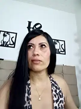 Tania mature online show from 06.19.26