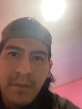 Snapshot of duggan12 chatting on 09.26.25 duggan12 online show from 09.26.25