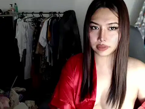 urqueendominant online show from 03.04.25